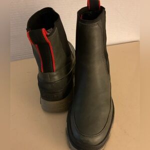 Sorel women charcoal gray leather waterproof Chelsea Brex boots size 5